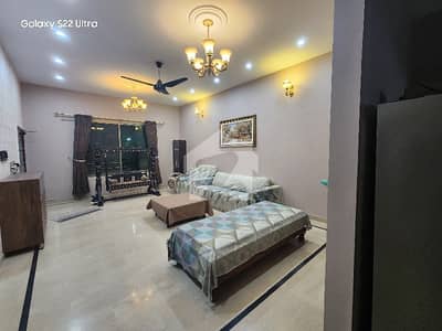 SECTOR T VIP SECTOR OWNER CONSTRUCTED GROUND +1.2 BED DD EACH FLOOR. NEAR TO PARK , MASJID , MARKET , School