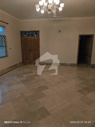 G-11 Upper Portion Sized 500 Square Yards Is Available