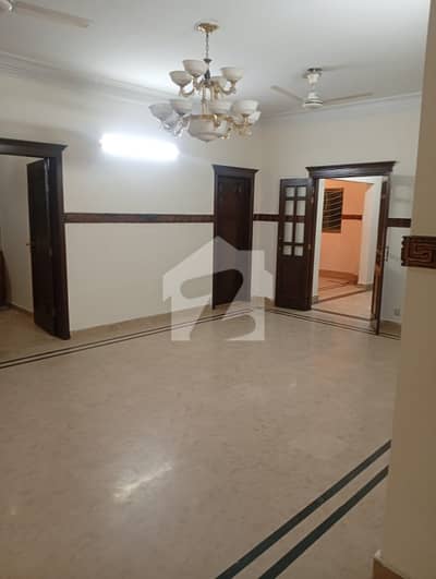 Investor Price 3 Bedroom With Servant Quarter Apartment For Sale In F-11 Investor Price 3 Bedroom With Servant Quarter Apartment For Sale In F-11