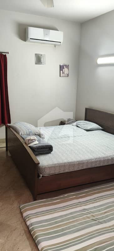 IRAFN MEMON OFFERS 500 YARDS BUNGALOW FOR SALE AT PHASE 4