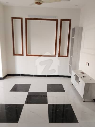 جناح گارڈنز ایف ای سی ایچ ایس,اسلام آباد میں 2 کمروں کا 5 مرلہ مکان 1.8 کروڑ میں برائے فروخت۔