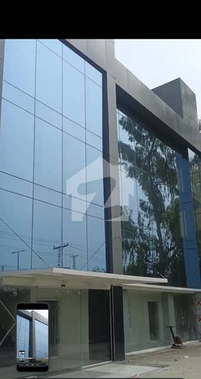 آئی ۔ 10 اسلام آباد میں 8 کنال دفتر 1.2 کروڑ میں کرایہ پر دستیاب ہے۔