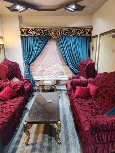 Ideal Prime Location Flat For sale In Bukhari Commercial Area