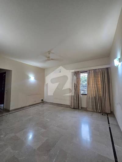 House Of 500 Square Yards Available In DHA Phase 5