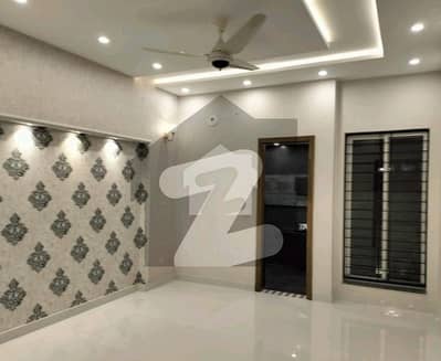 5 Marla House Available For Sale In Bahria Town - Sector C 5 Marla House Available For Sale In Bahria Town - Sector C