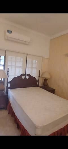 Beautiful House For Rent In F-6 Main Margalla Road Islamabad - Prime Location. Fantastic View Of Margalla Hills