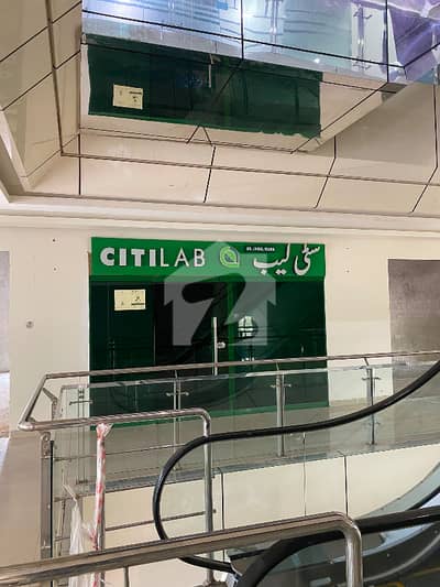 نیو بلیو ایریا اسلام آباد میں 2 مرلہ Studio دکان 7.5 کروڑ میں برائے فروخت۔