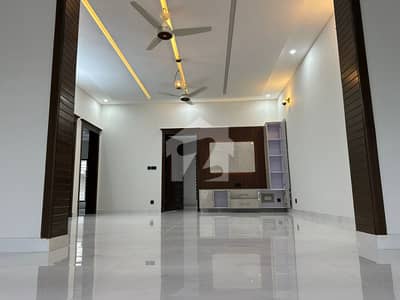 G13 brand new luxury house for Rent Size 30*60