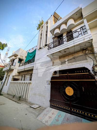 علامہ اقبال ٹاؤن لاہور میں 5 کمروں کا 10 مرلہ مکان 3.65 کروڑ میں برائے فروخت۔ علامہ اقبال ٹاؤن لاہور میں 5 کمروں کا 10 مرلہ مکان 3.65 کروڑ میں برائے فروخت۔