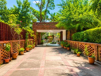 Investor Price 80X120 Prime Location House Is For SALE