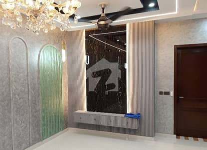 5 MARLA BRAND NEW MODERN DESIGN HOUSE AVAILABLE FOR SALE IN CENTRAL PARK HOUSING SCHEME LAHORE