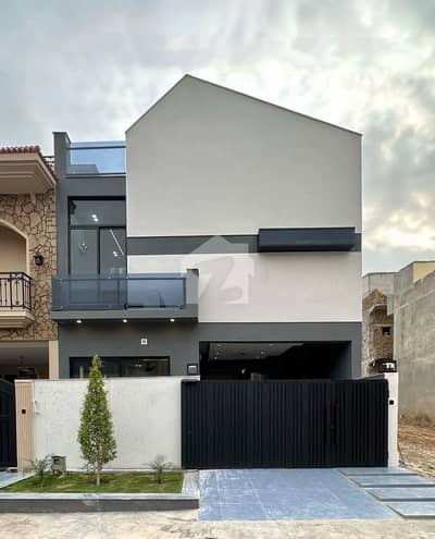 Looking For A House In MPCHS - Block F
