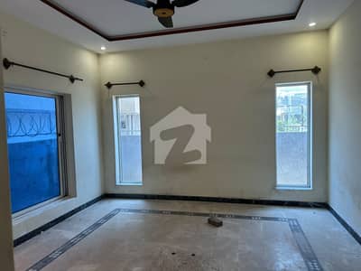 10 Marla House Available For Rent In Bani Gala, Bani Gala