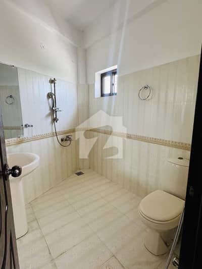Flat For Rent 2 Bed Room In Bani Gala