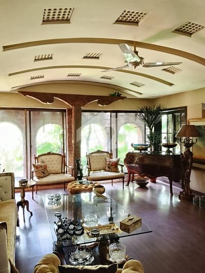 32 Marla Three Side Open Beautiful Villas With Basement In Main Cantt 32 Marla Three Side Open Beautiful Villas With Basement In Main Cantt