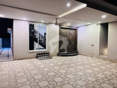 1 Kanal House For Sale
