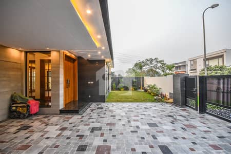 2 Kanal Fully Furnished Modern House With Lush Green Lawn For Sale In DHA Lahore 2 Kanal Fully Furnished Modern House With Lush Green Lawn For Sale In DHA Lahore
