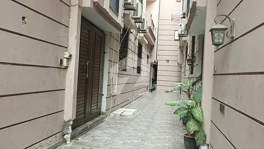 کے اے ای سی ایچ ایس - بلاک 1 کراچی ایڈمنسٹریشن ایمپلائیز سوسائٹی,جمشید ٹاؤن,کراچی میں 3 کمروں کا 7 مرلہ فلیٹ 2.25 کروڑ میں برائے فروخت۔
