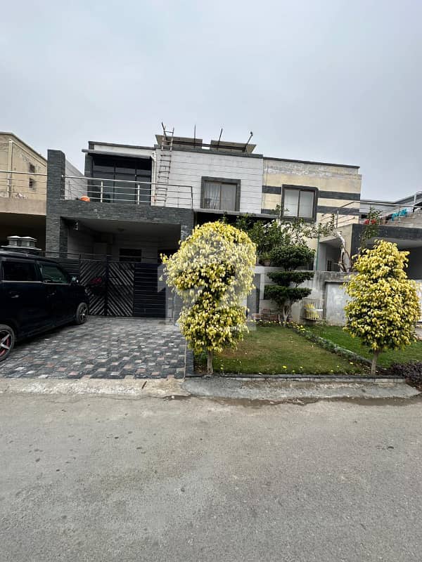 RESONABLE 5 MARLA HOUSE FOR SALE | KHAYABAN E AMIN RESONABLE 5 MARLA HOUSE FOR SALE | KHAYABAN E AMIN