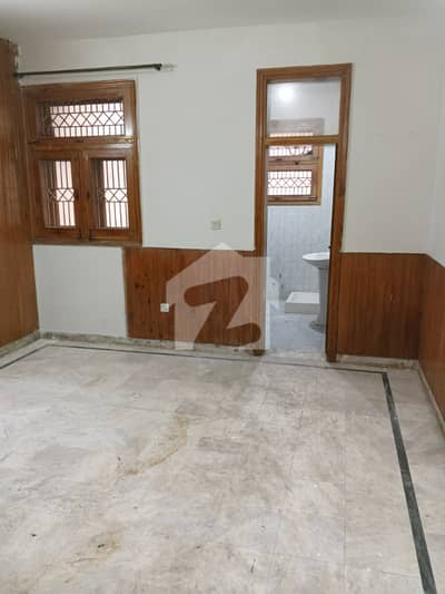 I-8/3 SEPARATE GATE UPPER PORTION 3 BED SERVENT 2/3 CAR PARKING ONLY FOR GOVERNMENT EMPLOYEES 180K FINAL