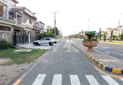 Premium Facing Park 5 Marla Residential Plot Is Available For Sale In Lahore Reasonable Pric Premium Facing Park 5 Marla Residential Plot Is Available For Sale In Lahore Reasonable Pric