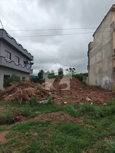 5 Marla Back Extraland Front Open Corner Plot For Sale