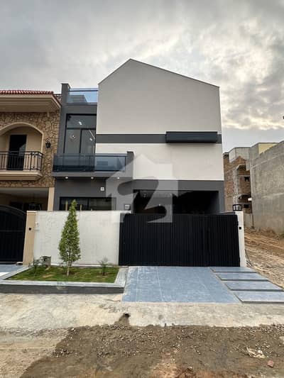 Double Unit 5 Marla House @2.70 - F Block Sector B17 Islamabad