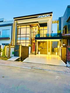 10 Marla Residential House For Rent In Sector C, Nearby Commercial Market, School, Mosque And Health Care Canter