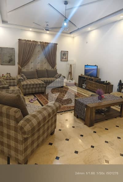 WELL LOCATED AND MAINTAINED 400 SQ YARDS G+1 HOUSE FOR SALE