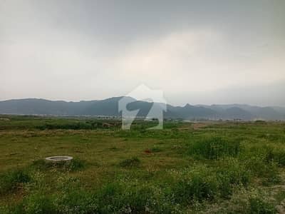 50X90 PLOT FOR SALE