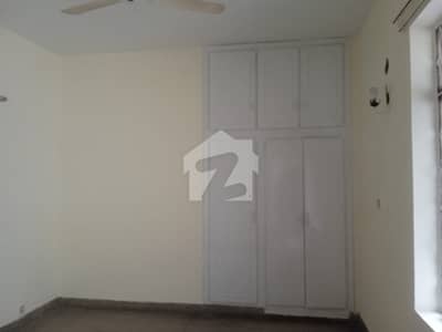 10 Marla Upper Portion Available For Rent In Main Cantt.