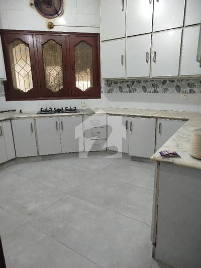 ONE KANAL BEAUTIFULL UPPER PORTION FOR RENT IN DHA LAHORE
