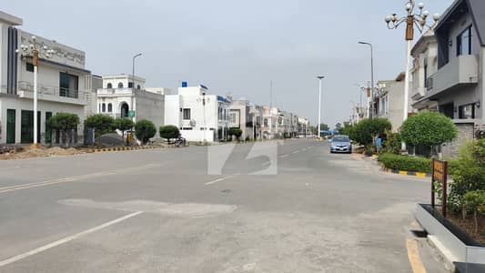For Sale: Studio Apartment Gold Mall & Residence | Under Construction