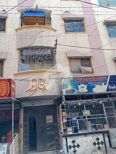 Federal B Area block. 9. Flat 2bed. d. d. on 2nd floor available for sale.
