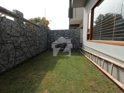 500 yds demolished condition house / Plot Khy e Ittehad DHA Phase 7