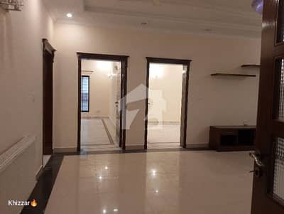ای ۔ 11/2 ای ۔ 11,اسلام آباد میں 3 کمروں کا 1 کنال بالائی پورشن 1.6 لاکھ میں کرایہ پر دستیاب ہے۔