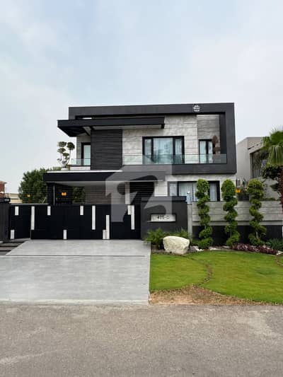 1 Kanal Luxury Furnished House Available For Rent
