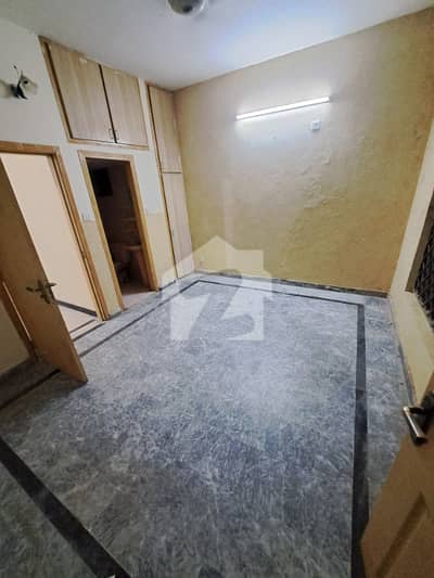 5 Marla Separate Entrance First Floor For Rent