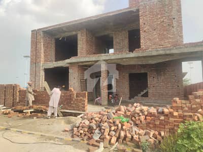 10 Marla Hot Location Plot For Sale In BB Block LDA CITY