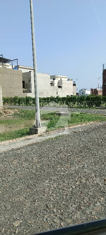 5 Marla Plot For Sale Corner Facing Park