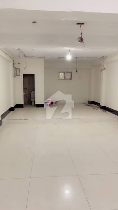 بلیو ایریا اسلام آباد میں 3 مرلہ Studio دکان 4.25 لاکھ میں کرایہ پر دستیاب ہے۔