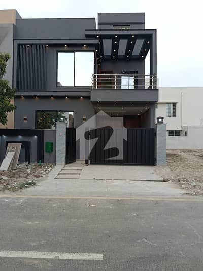 5 Marla Beautiful House Prime Location For Sale in Jubilee Town 5 Marla Beautiful House Prime Location For Sale in Jubilee Town