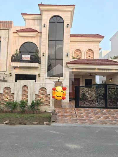 ایل ڈی اے ایوینیو ۔ بلاک جے ایل ڈی اے ایوینیو,لاہور میں 11 کمروں کا 10 مرلہ مکان 2.0 لاکھ میں کرایہ پر دستیاب ہے۔ ایل ڈی اے ایوینیو ۔ بلاک جے ایل ڈی اے ایوینیو,لاہور میں 11 کمروں کا 10 مرلہ مکان 2.0 لاکھ میں کرایہ پر دستیاب ہے۔