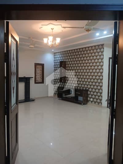 Beautiful 10 Marla House for Rent | 10 KW Solar Included | Sector C1, Bahria Enclave Beautiful 10 Marla House for Rent | 10 KW Solar Included | Sector C1, Bahria Enclave