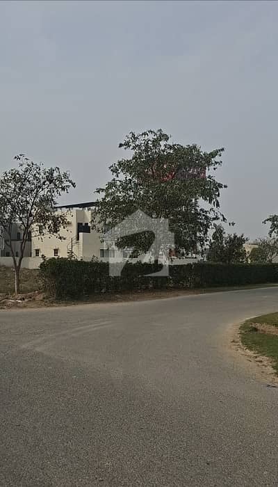 ڈی ایچ اے فیز 2 ڈیفنس (ڈی ایچ اے),لاہور میں 1 کنال رہائشی پلاٹ 4.7 کروڑ میں برائے فروخت۔