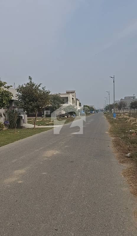 ڈی ایچ اے فیز 5 ڈیفنس (ڈی ایچ اے),لاہور میں 1 کنال رہائشی پلاٹ 6.1 کروڑ میں برائے فروخت۔ ڈی ایچ اے فیز 5 ڈیفنس (ڈی ایچ اے),لاہور میں 1 کنال رہائشی پلاٹ 6.1 کروڑ میں برائے فروخت۔