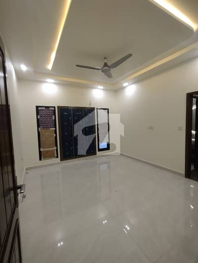 فیڈرل بی ایریا ۔ بلاک 5 فیڈرل بی ایریا,کراچی میں 1 کنال Studio علاوہ 6.0 لاکھ میں کرایہ پر دستیاب ہے۔