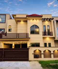 7 Marla House Available For Sale