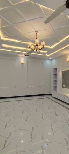 A BLOCK 10 MARLA BRAND NEW HOUSE FOR SALE