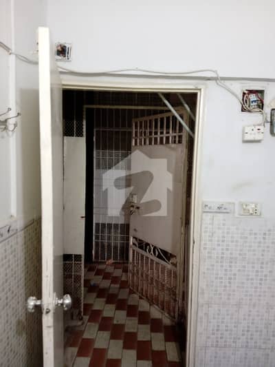 A Stunning Flat Is Up For Grabs In Gulistan-E-Jauhar - Block 17 Karachi A Stunning Flat Is Up For Grabs In Gulistan-E-Jauhar - Block 17 Karachi